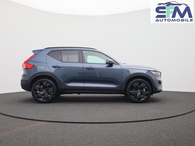 Volvo XC40 2.0 Black Edition Plus B4 Mild-Hybrid 197PS Automatik elektr. PanoDach R&uuml;ckf.Kamera PDC v+h ACC el.Heckklappe Harman/Kardon-Sound Klimaautomatik Sitzheizung Lenkradheizung Apple CarPlay Android Auto 20-LM 
