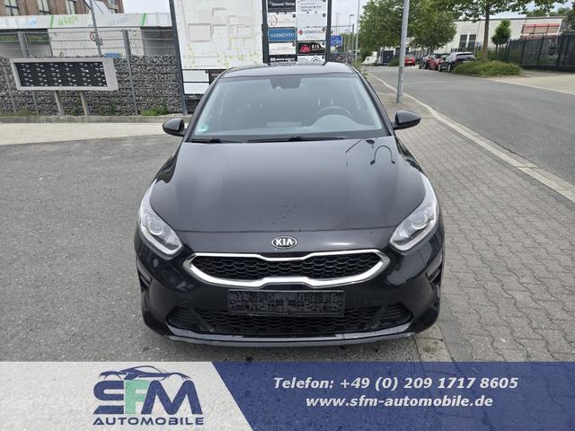 Kia Ceed - 