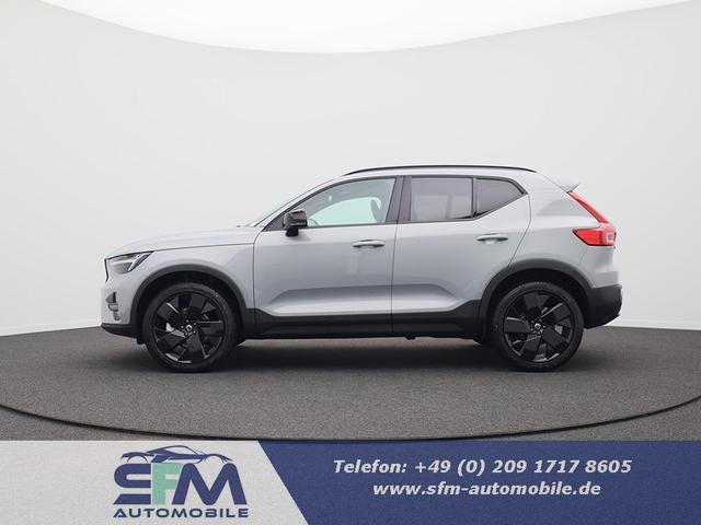 Volvo XC40 - 2.0 Black Edition Plus B4 Mild-Hybrid 197PS Automatik elektr. PanoDach R&uuml;ckf.Kamera PDC v+h ACC el.Heckklappe Harman/Kardon-Sound Klimaautomatik Sitzheizung Lenkradheizung Apple CarPlay Android Auto 20-LM