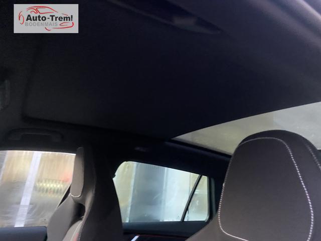 Skoda Kamiq Monte Carlo Facelift 1.0 TSI DSG 116 PS Matrix 5JG Ebener Ladeboden LED 17" ALU Kajam Pano Kamera PDCvo+hi SHZ Lenkradheizung Navi via Smart Link 