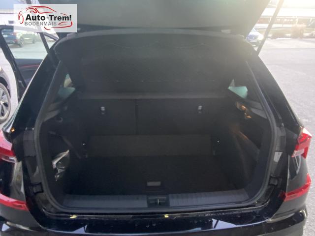 Skoda Kamiq Monte Carlo Facelift 1.0 TSI DSG 116 PS Matrix 5JG Ebener Ladeboden LED 17" ALU Kajam Pano Kamera PDCvo+hi SHZ Lenkradheizung Navi via Smart Link 