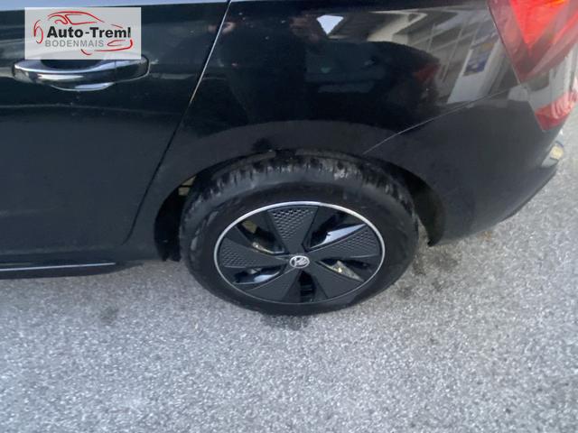 Skoda Kamiq Monte Carlo Facelift 1.0 TSI DSG 116 PS Matrix 5JG Ebener Ladeboden LED 17" ALU Kajam Pano Kamera PDCvo+hi SHZ Lenkradheizung Navi via Smart Link 