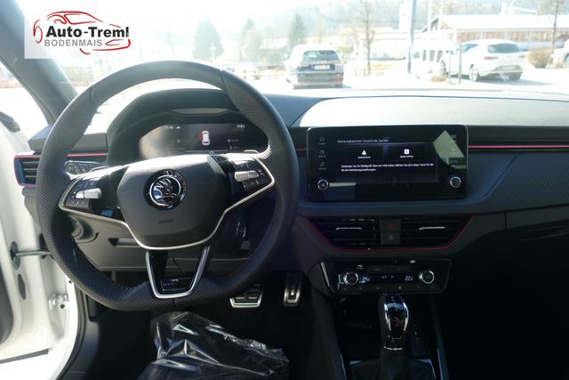 Skoda Kamiq Monte Carlo Facelift 1.0 TSI DSG 116 PS Matrix 5JG Ebener Ladeboden LED 17" ALU Kajam Pano Kamera PDCvo+hi SHZ Lenkradheizung Navi via Smart Link Colour Concept Color 