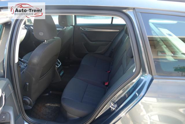 Skoda Octavia Combi Style 1.4 TSI DSG 150 PS Navi SHZ PDC LED ALU Garantie 
