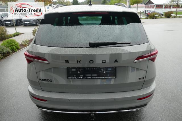Skoda Karoq Sportline 2.0 TSI DSG 190 PS 4x4 5JG AHK Navi Pano 19" Alu beh.WS. SHZvo+hi Kamera PCDvo+hi variabler Ladeboden 