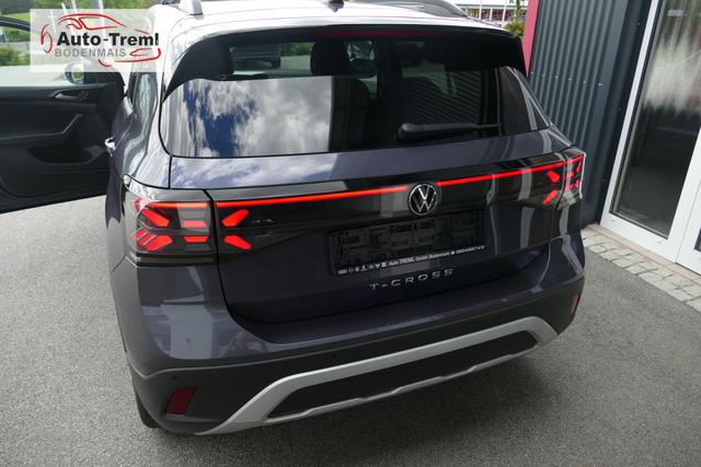 Volkswagen T-Cross Life Plus 1.5 TSI DSG 150 PS Matrix Kamera 17"ALU PDC vo+hi SHZ ACC IQ Light IQ.DRIVE 