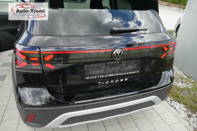 Volkswagen T-Cross Life Plus 1.5 TSI DSG 150 PS Matrix Kamera 17"ALU PDC vo+hi SHZ ACC IQ Light IQ.DRIVE 