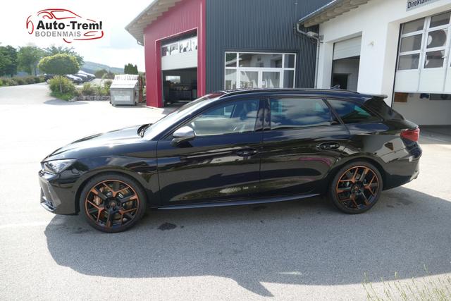 Cupra Leon Sportstourer ST VZ Extreme 2.0 TSI DSG 4Drive 333 PS Facelift AHK Pano 19"HailstormCopper Matrix Navi 5JG 