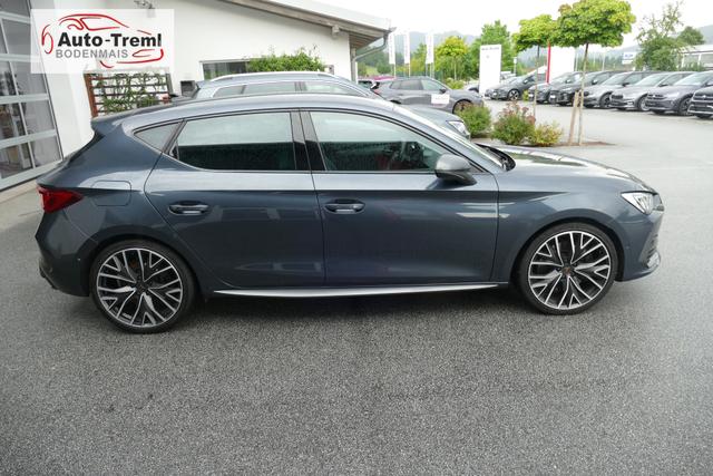 Cupra Leon Limousine 2.0 TSI DSG 300 PS Navi Beats Kamera SHZ 19" Schweller Kessy ACC 