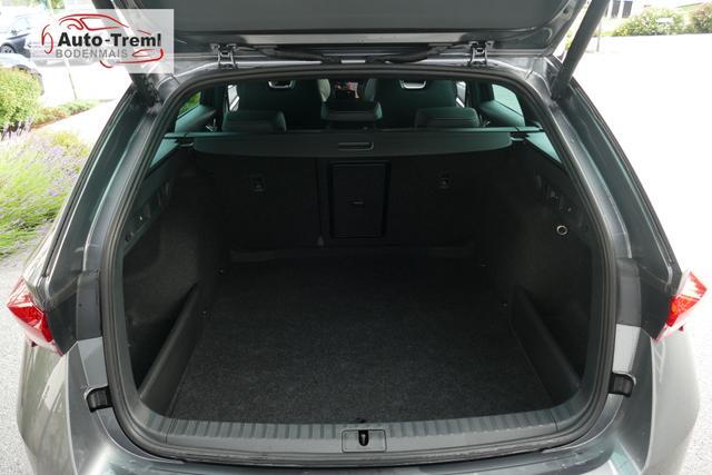 Skoda Octavia Combi Sportline 2.0 TSI 4x4 DSG 204 PS AHK NAVI el.H. Virtual Pedal 18" Vega Kamera ACC SHZ Digital Cockpit Emergency+Stau Assist 