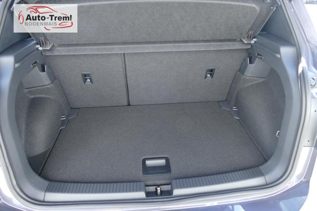 Volkswagen T-Cross R-Line 1.0 TSI DSG 116 PS AHK NAVI Matrix Kamera 18"ALU PDC vo+hi SHZ ACC IQ Light IQ.DRIVE 
