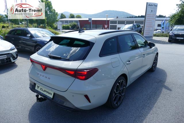 Cupra Leon Sportstourer 2.0 TSI DSG 204 PS 4Drive Facelift Panorama AHK Matrix Navi Dynamic Design 18" Windstorm Kamera Virtual Pedal Parklenk Edge Paket Intelligent Drive SHZ LHZ 5JG elektr. Fahrersitz Allrad 
