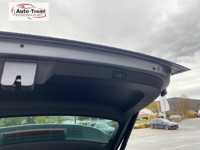 Skoda Karoq Sportline 2.0 TSI DSG 190 PS 4x4 5JG AHK Navi Pano 19" Alu beh.WS. SHZvo+hi Kamera PCDvo+hi variabler Ladeboden 