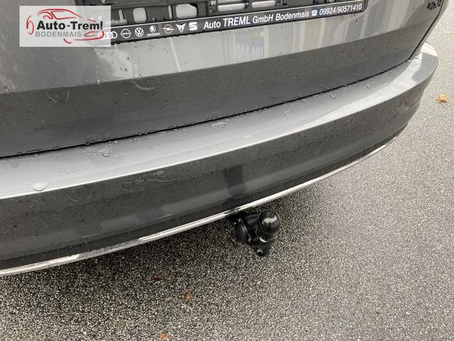 Skoda Karoq Sportline 2.0 TSI DSG 190 PS 4x4 5JG AHK Navi Pano 19" Alu beh.WS. SHZvo+hi Kamera PCDvo+hi variabler Ladeboden 