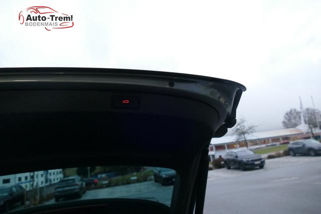 Skoda Scala 1.5 TSI 150 PS Style Kamera PDCvo+hi ACC LED elektr. Heckklappe SHZ Garantie ALU Spurwechselassistent 