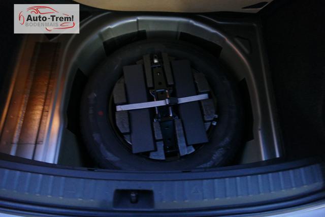 Skoda Scala 1.5 TSI 150 PS Style Kamera PDCvo+hi ACC LED elektr. Heckklappe SHZ Garantie ALU Spurwechselassistent 