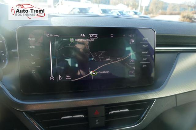 Skoda Kamiq Clever 1.0 TSI 110 PS Navi Amundsen Voll-LED SHZ Kamera PDCvo+hi Digital Cockpit Wireless Charging Tempomat Garantie 