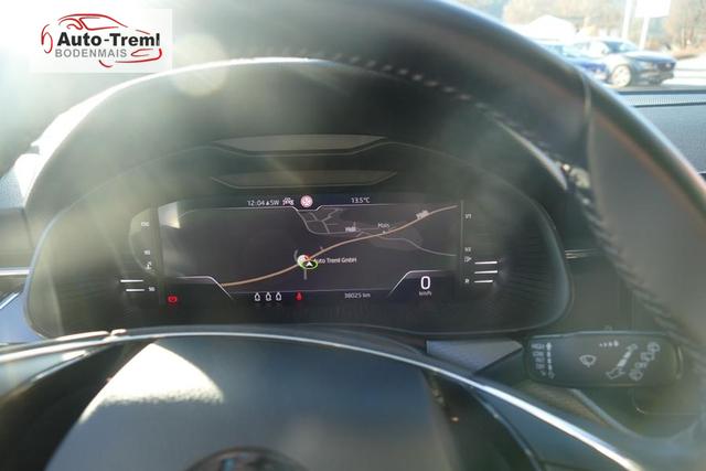 Skoda Kamiq Clever 1.0 TSI 110 PS Navi Amundsen Voll-LED SHZ Kamera PDCvo+hi Digital Cockpit Wireless Charging Tempomat Garantie 