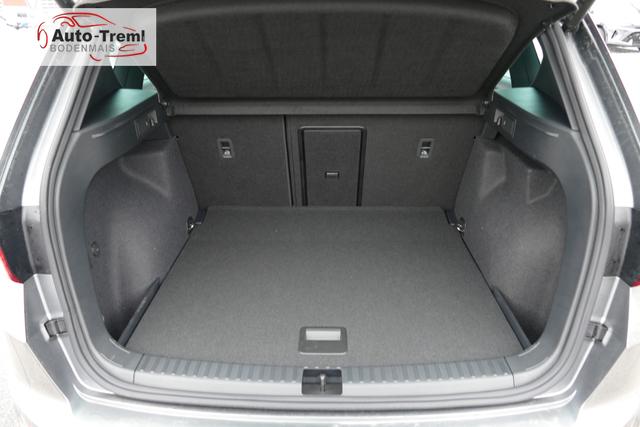 Cupra Ateca 1.5 TSI DSG 150 PS AHK el.Heckklappe 19" Black Matt SHZ LHZ 5JG Assistenz L Dachhimmel schwarz Induktionsladeschale Navi Kamera Parkassist doppelter Ladeboden Reserverad 230 V Steckdose 