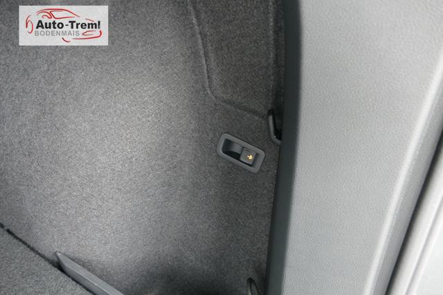 Cupra Ateca 1.5 TSI DSG 150 PS AHK el.Heckklappe 19" Black Matt SHZ LHZ 5JG Assistenz L Dachhimmel schwarz Induktionsladeschale Navi Kamera Parkassist doppelter Ladeboden Reserverad 230 V Steckdose 