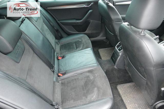 Skoda Octavia Combi Scout 2.0 TDI 4x4 Allrad AHK NAVI Kamera PCD vo+hi Bi-Xenon Alcantara/Leder 