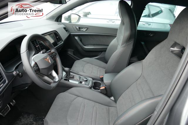 Cupra Ateca 1.5 TSI DSG 150 PS AHK Top View Virtual Pedal el.H. 19" Black Matt SHZ LHZ 5JG Assistenz XL Dachhimmel schwarz dopp. Ladeboden Induktionsladeschale Navi Kamera Parkassist 4x4 