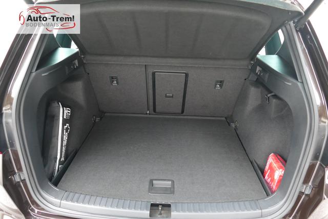 Seat Ateca Xcellence 1.5 TSI DSG 150 PS AHK Navi Beats Sound Frontscheibenheizung SHZ Kamera el.Heckklappe Virtual Pedal Totwinkel Garantie 