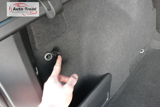 Skoda Karoq Sportline 1.5 TSI DSG 150 PS AHK Virtualles Pedal el.H. Matrix-LED Navi Virtual Cockpit SHZ beh.Lenkrad ACC 4JG Facelift 