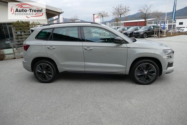 Skoda Karoq Sportline 1.5 TSI DSG 150 PS AHK DCC Virtualles Pedal el.H. Matrix-LED Navi Dopp. Ladeboden Notrad Virtual Cockpit SHZ beh.Lenkrad ACC Facelift 