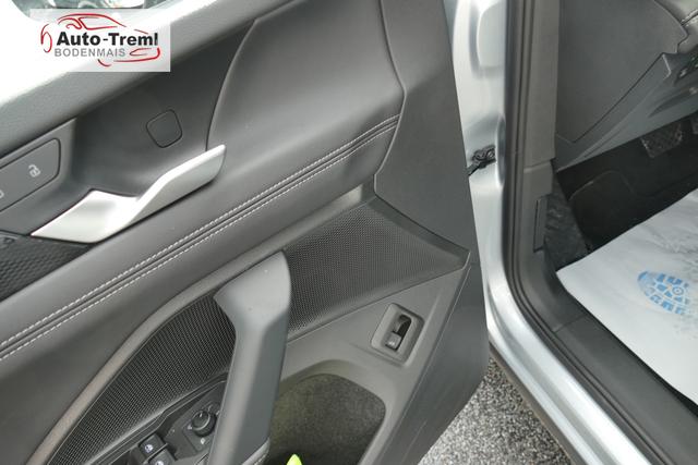 Volkswagen Tayron 1.5 eTSI DSG 150 PS Life 7 Sitzer Standheizung AHK SHZ vo+hi Frontscheibenheizung Lenkradheizung 18" ALU 