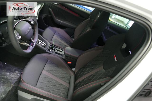 Skoda Octavia Combi RS 2.0 TSI DSG 265 PS Head Up Parklenk Navi SHZ 5JG DCC 19" AHK-Vorbereitung Dopp. Ladeboden Side Assist 