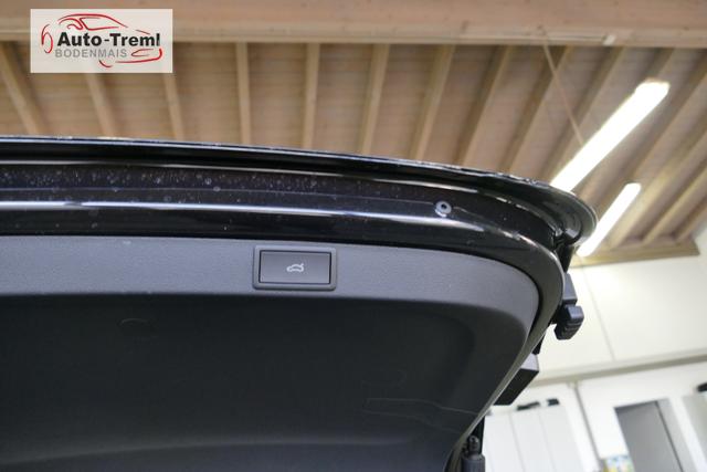 Skoda Octavia Combi RS 2.0 TSI DSG 265 PS Head Up Parklenk Navi SHZ 5JG DCC 19" AHK-Vorbereitung Dopp. Ladeboden Side Assist 