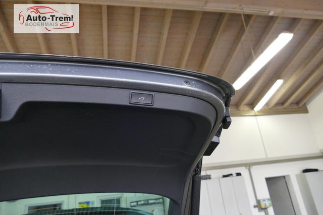 Skoda Octavia Combi RS 2.0 TSI DSG 265 PS Head Up Parklenk Navi SHZ 5JG DCC 19" AHK-Vorbereitung Dopp. Ladeboden Side Assist 