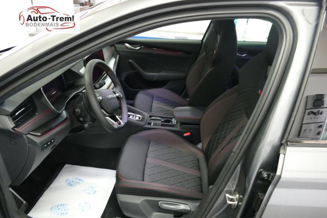 Skoda Octavia Combi RS 2.0 TSI DSG 265 PS Head Up Parklenk Navi SHZ 5JG DCC 19" AHK-Vorbereitung Dopp. Ladeboden Side Assist 