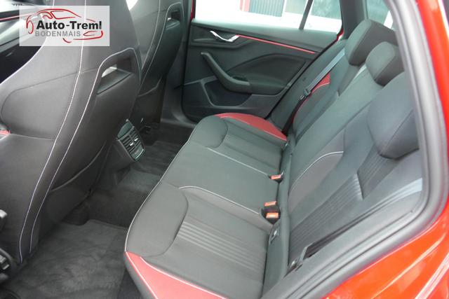 Skoda Kamiq Monte Carlo 1.5 TSI 150 PS Navi Pano 18" Vega Kamera beh.WS SHZ PDC ACC Wireless Charging Virtual Cockpit Totwinkel 