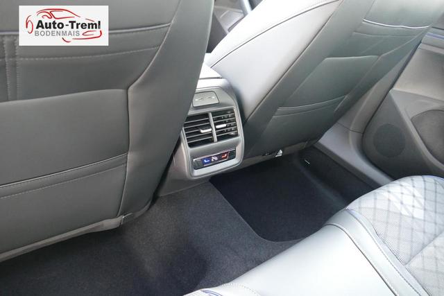 Volkswagen Passat Variant 2.0 TSI DSG 265 PS 4Motion 4x4 R-Line AHK Navi Head-Up SHZ Matrix Kamera Virtual Pedal Parklenk Neuwagen 