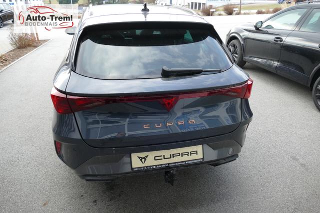 Cupra Leon Sportstourer ST 2.0 TSI DSG 4Drive 204 PS AHK Matrix Sennheiser 19" Polar Seitenschweller Dynamic Design Navi Intelligent Drive Edge Paket 5JG 