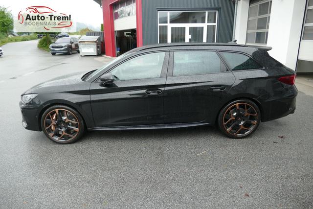 Cupra Leon Sportstourer ST VZ Extreme 2.0 TSI DSG 4Drive 333 PS AHK Pano 19"HailstormCopper Matrix Navi 5JG 
