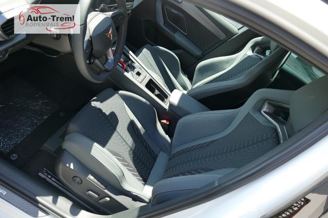 Cupra Leon Sportstourer ST VZ Extreme 2.0 TSI DSG 4Drive 333 PS Facelift AHK Pano 19"HailstormCopper Matrix Navi 5JG 