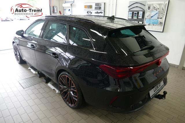 Cupra Leon Sportstourer ST 2.0 TSI DSG 4Drive 204 PS AHK Matrix 19" Mistral Kupfer Dynamic Design Navi SHZ Intelligent Drive Edge Paket 5JG 
