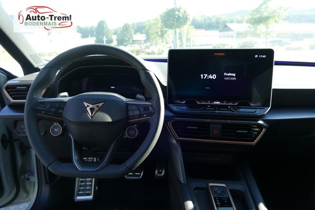 Cupra Leon Sportstourer ST 2.0 TSI DSG 4Drive 204 PS Panorama AHK Matrix 19" Polar Dynamic Design Navi SHZ Intelligent Drive Edge Paket 5JG 