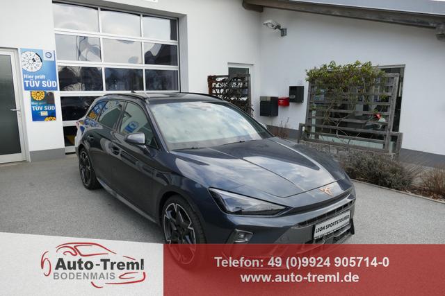 Cupra Leon - Sportstourer ST 2.0 TSI DSG 4Drive 204 PS AHK Matrix Sennheiser 19" Polar Seitenschweller Dynamic Design Navi Intelligent Drive Edge Paket 5JG