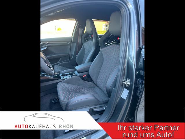 Audi RS3 - Sportback 2.5 TFSI Quattro S tronic / Schalensitze