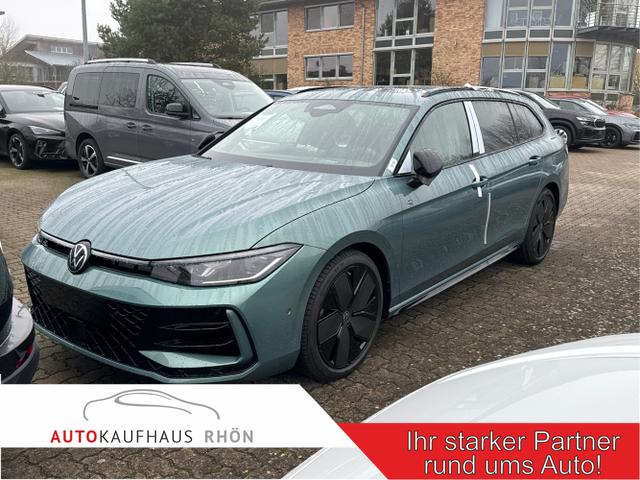 Volkswagen Passat Variant - R-Line 4WD+BLACK+PANO+AHK+DCC+MATRIX+HARMAN