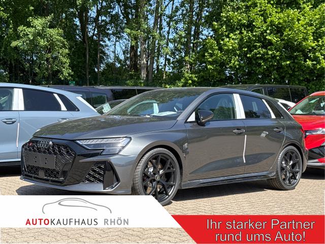 Audi RS3 Sportback - MATRIX+360KAM+SHZ+KLIMA+LED+SOUND+19"ALU+DESIGNPAKET ROT