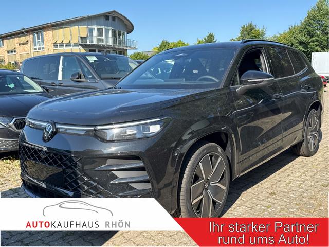 Volkswagen Tayron - R-Line PLUG-IN+PANO+AHK+HuD+MATRIX+360 KAM+20"ALU+ACC+eHK+BLACK STYLE