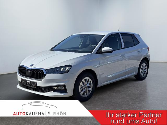 Skoda Fabia - Drive Plus 1.0 TSI DSG 2ZKlima AHK Apple 2 x PDC Sitzheizung 5J Garantie Kessy