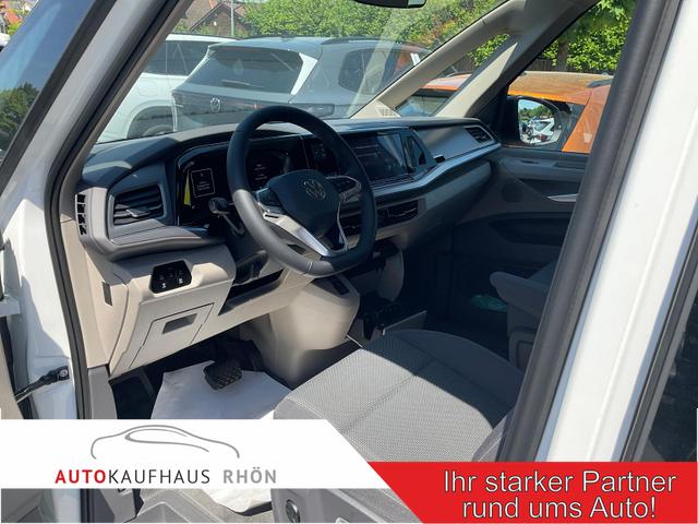 Volkswagen T7 Multivan - Edition lang TDI DSG lang, 7-Sitzer, IQ.Light, AHK, Navi