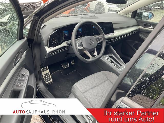 Volkswagen Golf - Move eTSI VIII Variant 1.0 DSG Move, Kamera, LED, Navi, Parklenk