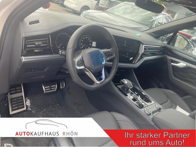 Volkswagen Touareg - 3.0 TSI eHybrid 340 kW 4Motion R 4M, Pano, HuD, AHK, IQ.Light, Leder, Luft, 5-J Garantie